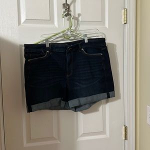 White House Black market size 16 Jean shorts 5 inches in length